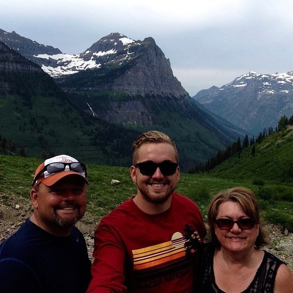 Meet your Posher, Tammy - Picture 2 of 2